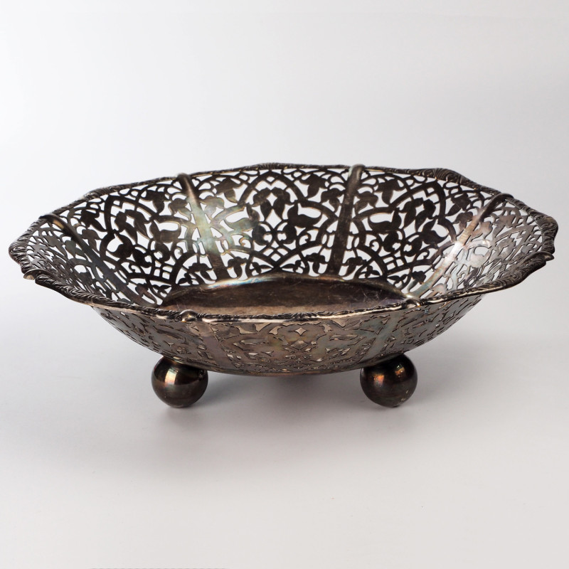 Posrebrzana przedwojenna patera