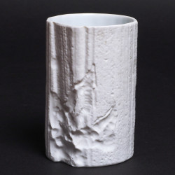 Biały wazon biskwitowy nieszkliwiony Hutschenreuther