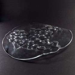 Duża kryształowa tortownica patera GRAPE Kosta Boda Ann Warff