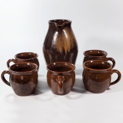 Brązowy zestaw ceramiczny dzbanek kubki