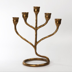 Mosiężny kandelabr świecznik