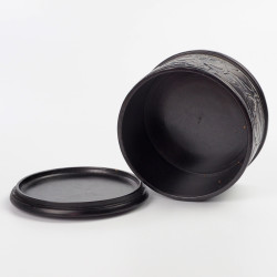 Pudełko puzderko z wieczkiem szkatuła Boma Canada Inuit Spirit