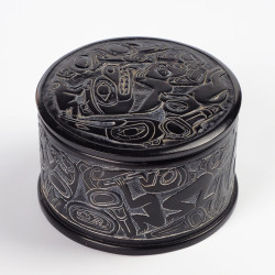 Pudełko puzderko z wieczkiem szkatuła Boma Canada Inuit Spirit