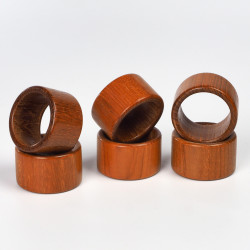 Tekowe obrączki na serwetki