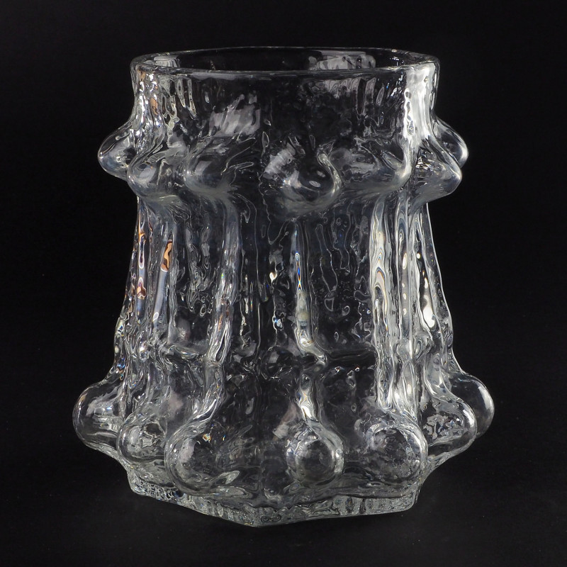 Szklany wazon Rune Strand Sea Kosta Glasbruk