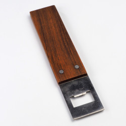 Wielki otwieracz do butelek