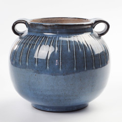 Niebieski ceramiczny wazon