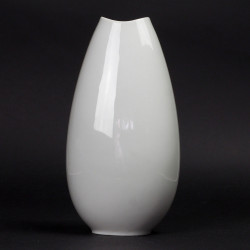 Biały porcelanowy wazon Thomas