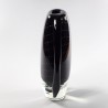 Czarny wazon Pavel Juda Atelier Beranek